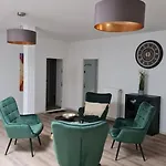 Infinity Apartmenthaus Am Park * 威廉港