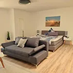 Infinity Apartmenthaus Am Park 公寓 *
