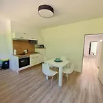Infinity Apartmenthaus Am Park *