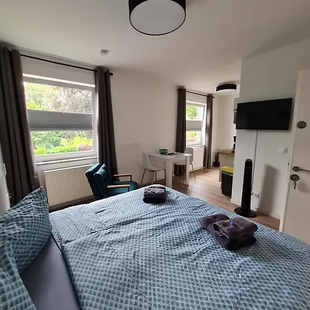 Πανσιόν Apartmenthaus Am Park Βίλχελμσχαφεν