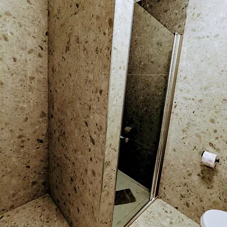 Apartmenthaus Am Park 3* Βίλχελμσχαφεν