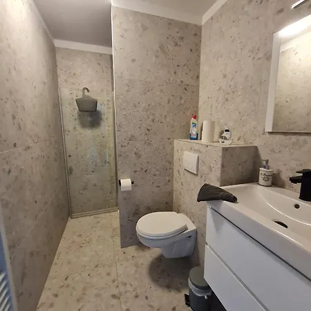 Apartmenthaus Am Park Βίλχελμσχαφεν