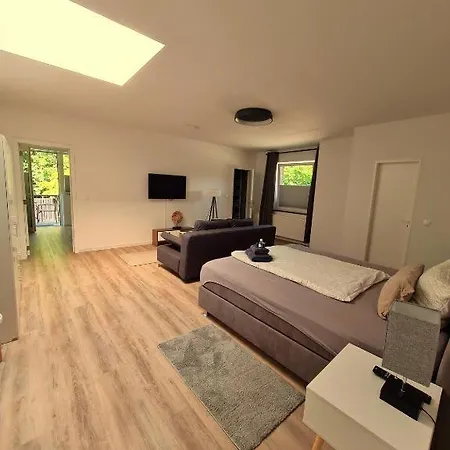 Апартаменты Infinity Apartmenthaus Am Park Вильгельмсхафен