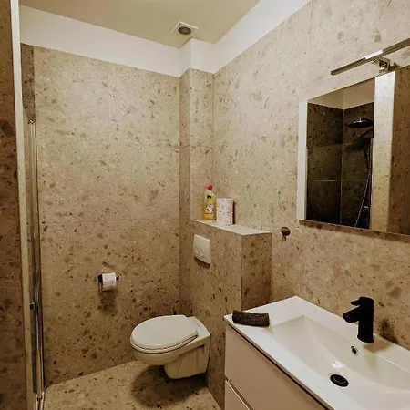 Infinity Apartmenthaus Am Park Апартаменты *